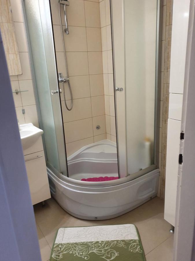 Apartman Noa クニン エクステリア 写真